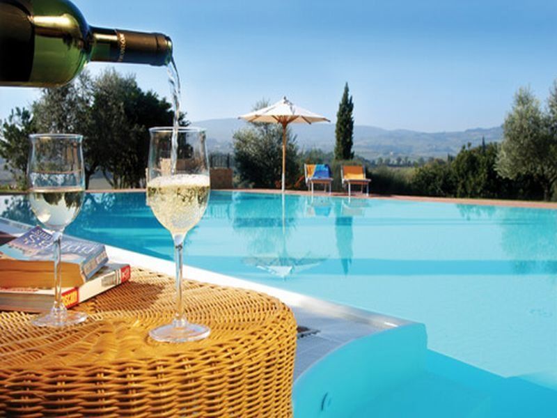 Ayri Hotel